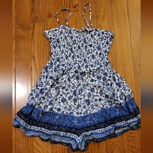 Jessica Simpson Blue & White Romper - Medium